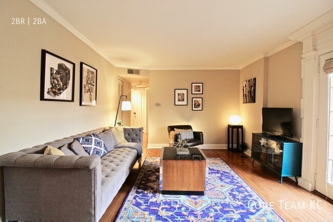 Building Photo - Dolores Lanelle 2 Bed 2 Bath