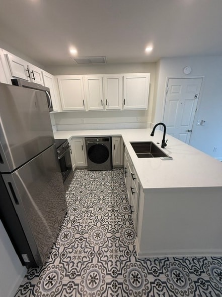 Building Photo - 79445 N Sunrise Ridge Dr