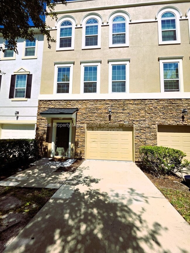 Building Photo - 4298 Ellipse Dr