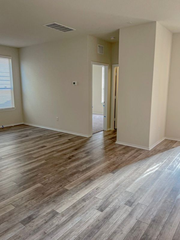 Building Photo - 161 Prairie Falcon Wy