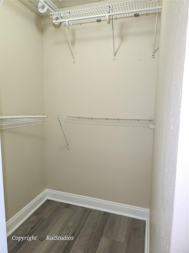 Building Photo - 10293 NW 33rd St