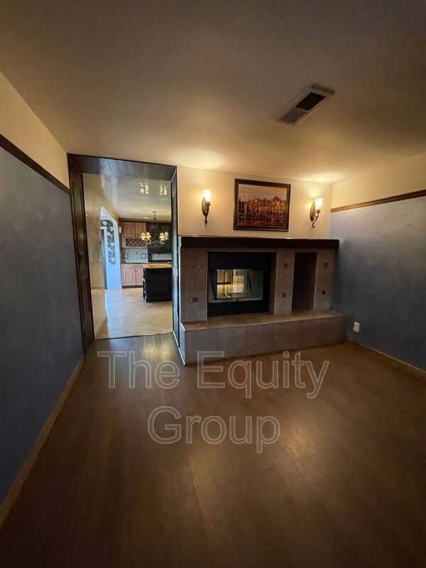 Building Photo - 24683 Rd 212