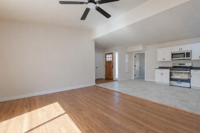 Building Photo - 306 Westmoreland Dr