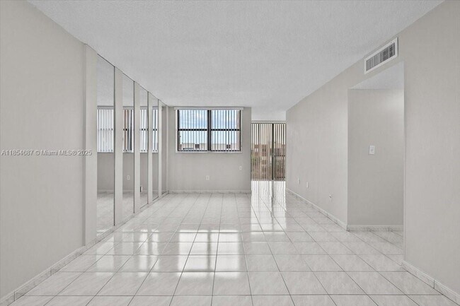 Building Photo - 9440 W Flagler St