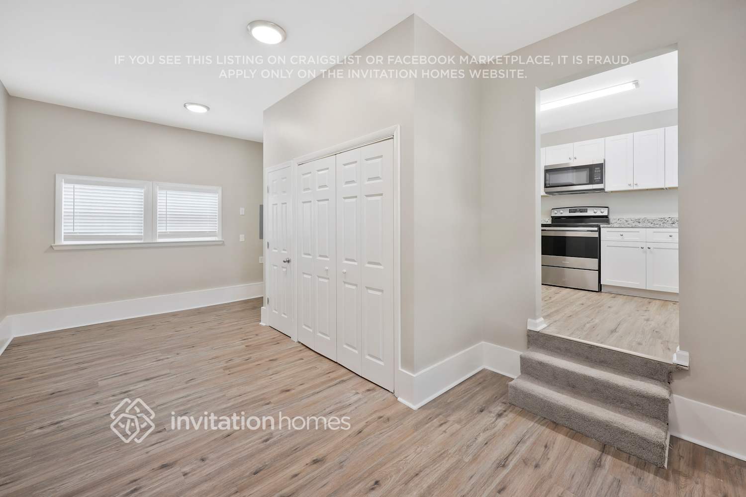 Building Photo - 907 Rexdale Dr