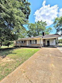 Building Photo - HOUSE FOR RENT - DECATUR
