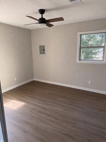 Building Photo - 2405 Boddie Ln