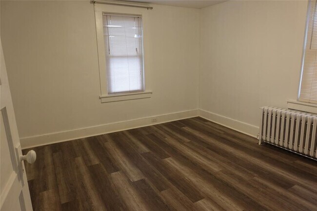 Building Photo - 304 Massachusetts Ave