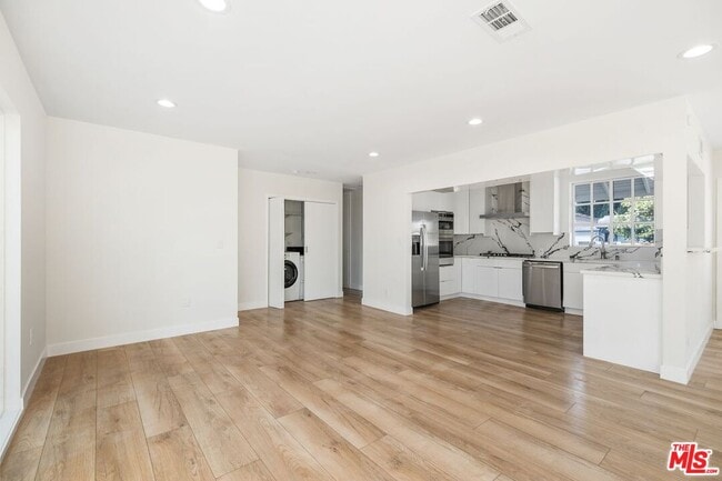 Building Photo - 6266 Etiwanda Ave