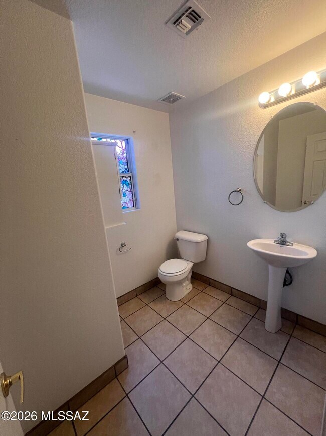 Building Photo - 6110 S Earp Wash Ln