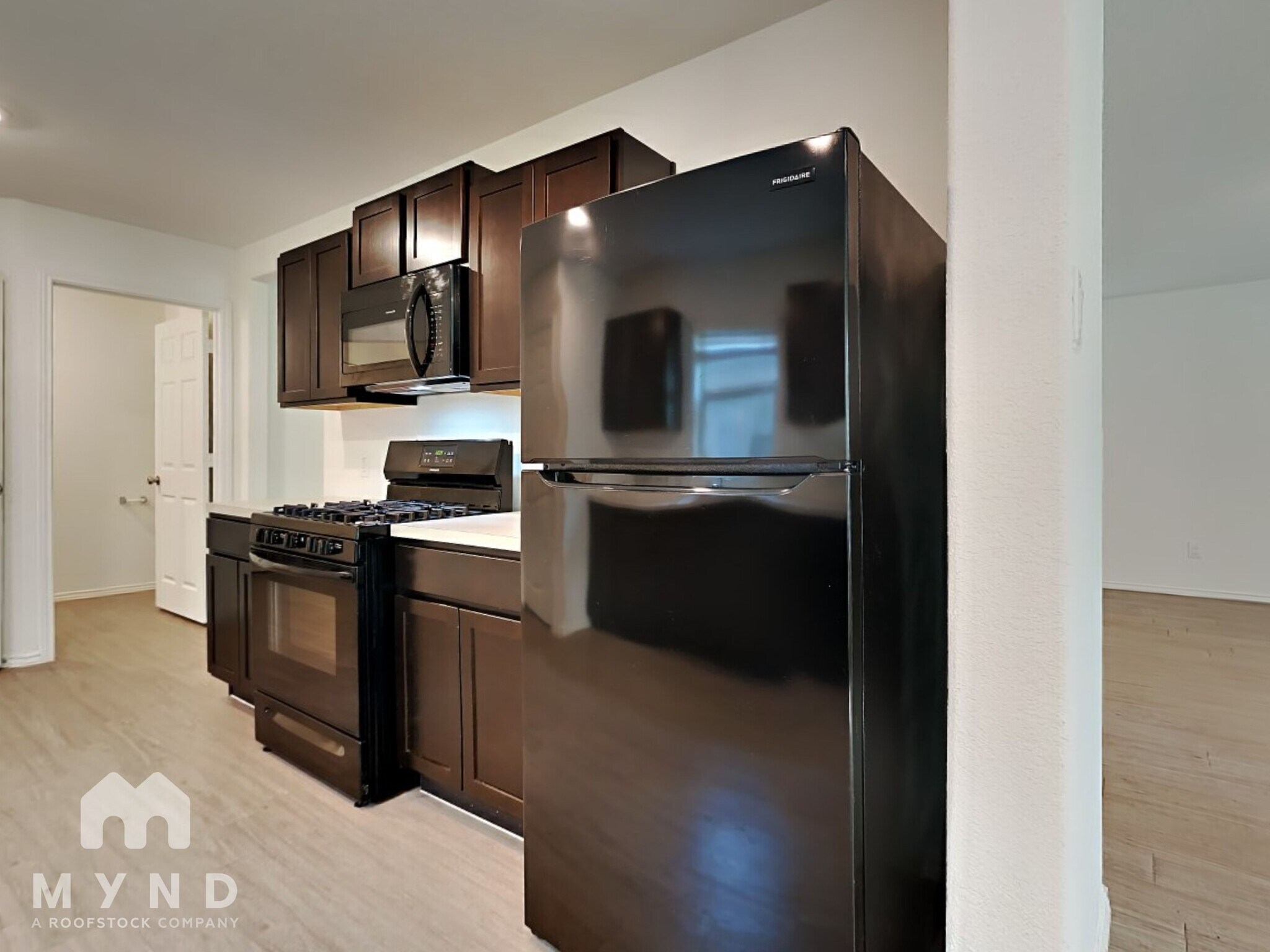 Building Photo - 3647 Solanum Dr