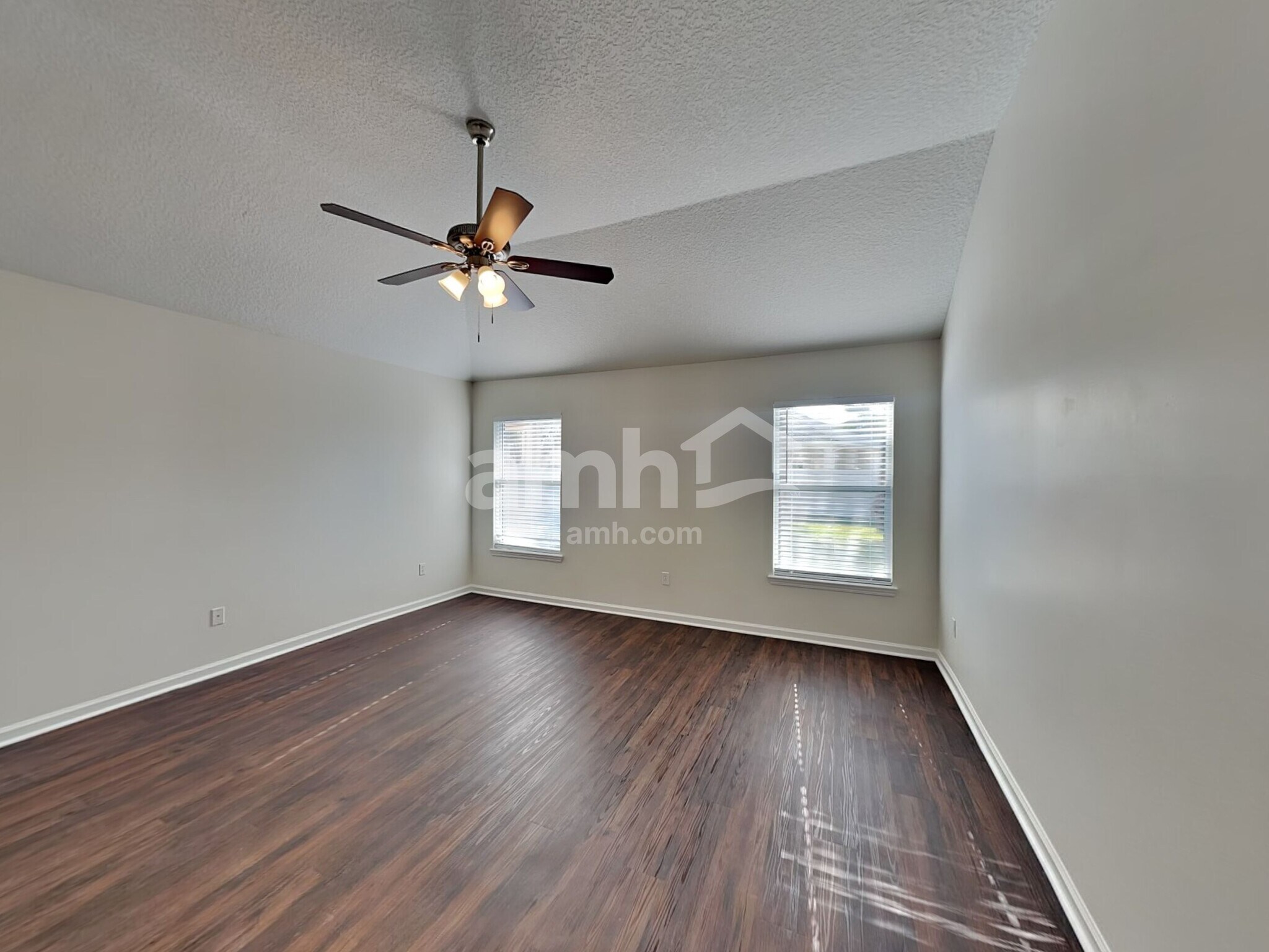 Building Photo - 3111 Stonebrier Ridge Dr