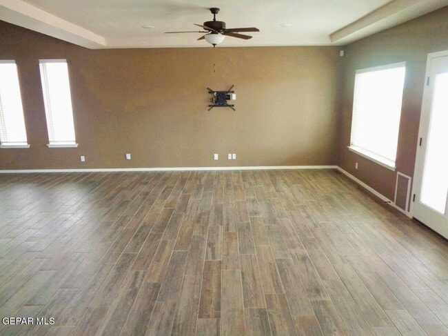 Building Photo - 13513 Coldham St