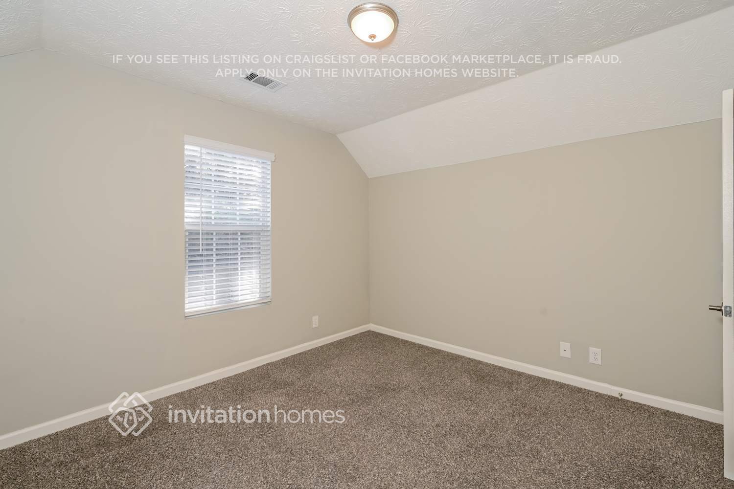 Building Photo - 2909 Sentinel Cir