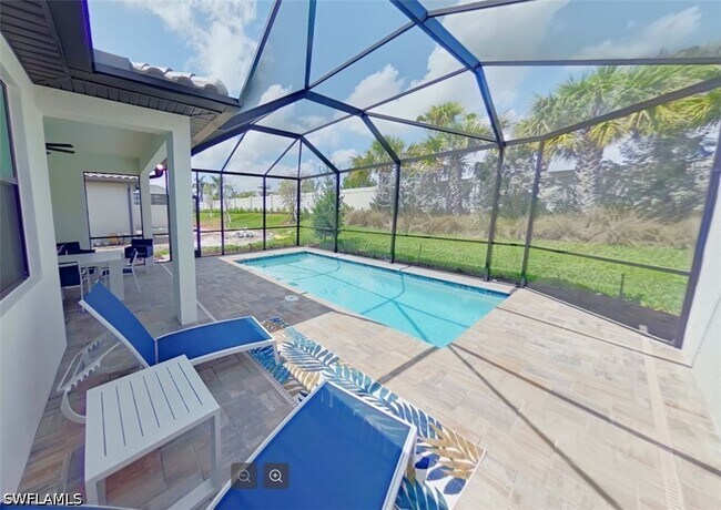 Building Photo - 12290 Canal Grande Dr