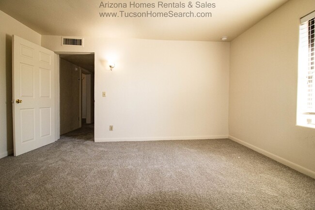 Building Photo - Arizona Homes Rentals and Sales