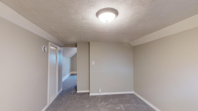 Building Photo - 3218-22 Walton