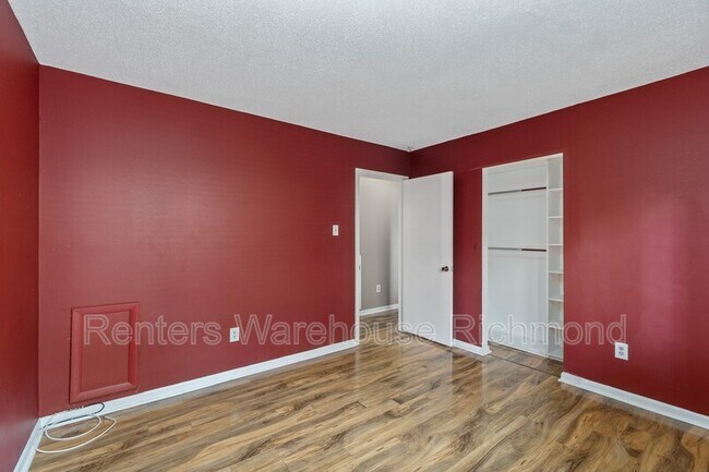 Building Photo - 1825 Ivystone Dr