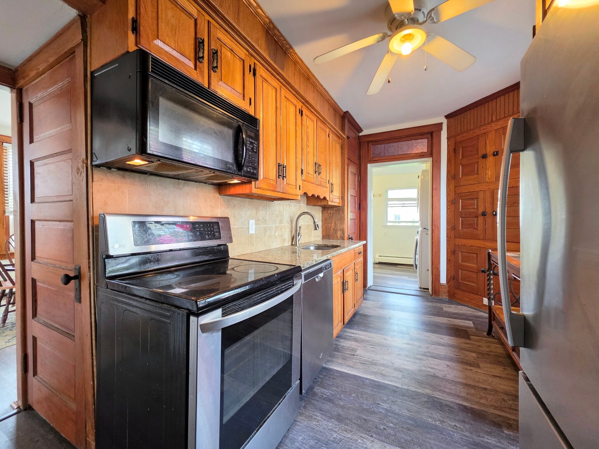 Building Photo - 712 S Broad St