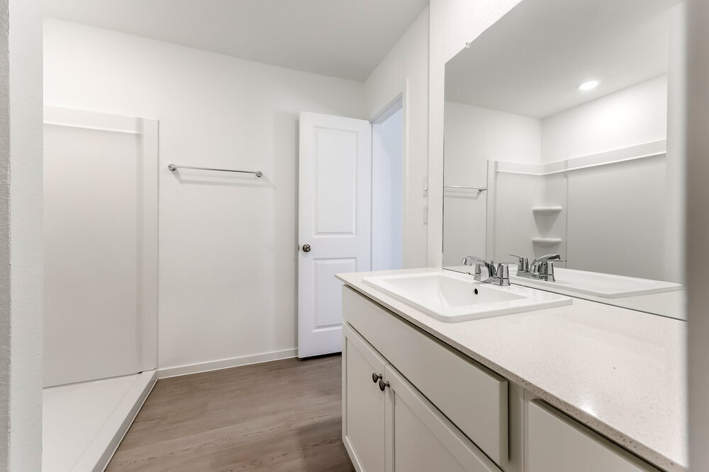 Building Photo - 325 Woodland Hills Dr