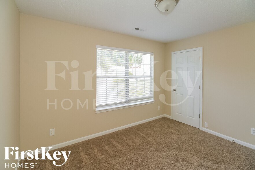 Building Photo - 109 Manx Dr