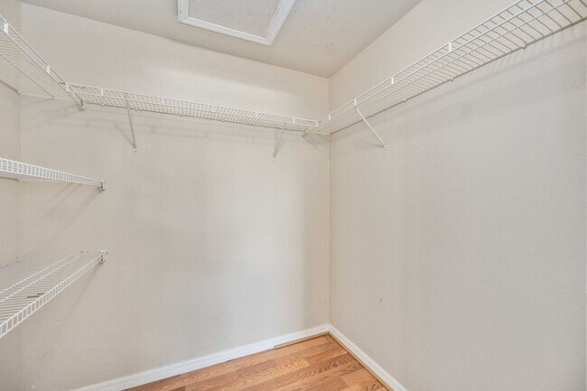 Building Photo - 2/2 condo at the Villagio becoming availab...
