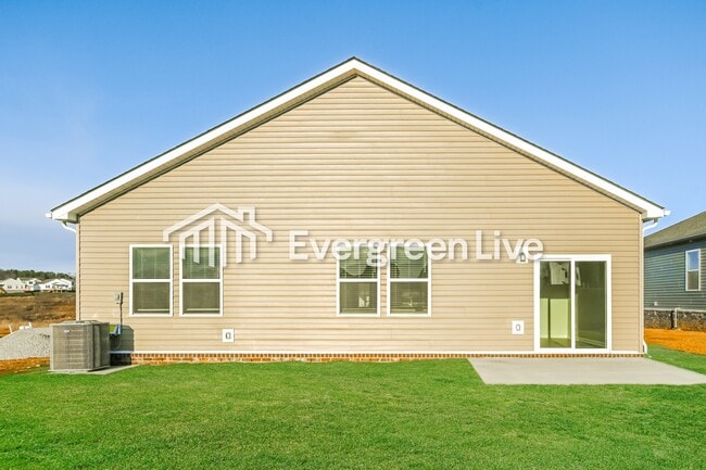 Building Photo - 692 Shoemaker Ln