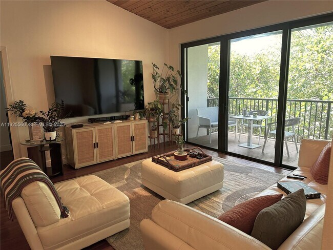 Building Photo - 55 Ocean Ln Dr