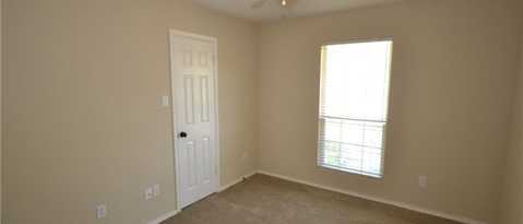Building Photo - 1803 Ascot Ln