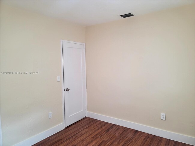 Building Photo - 6630 NW 29th Ave