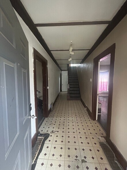 Building Photo - 5341 Goodfellow Blvd