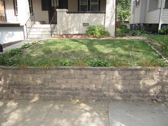 Building Photo - 2537 N 48th Ave