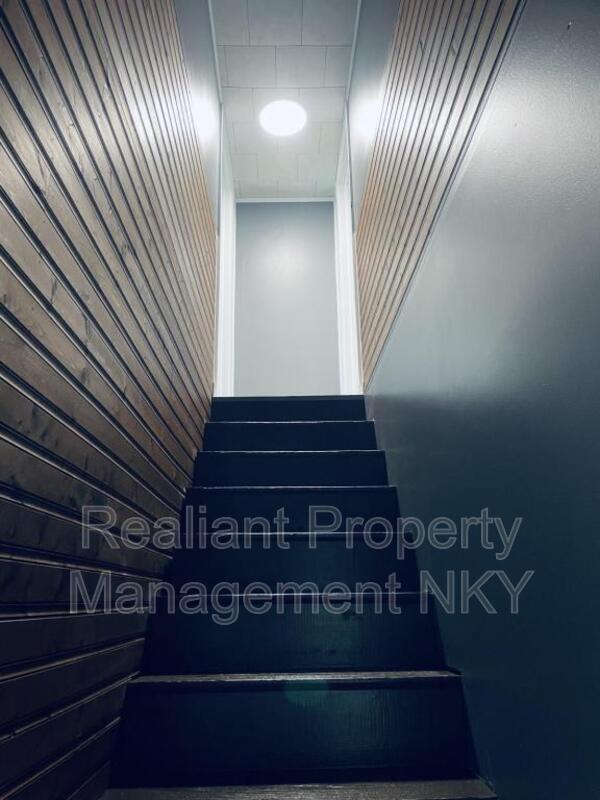 Building Photo - 5368 Mary Ingles Hwy