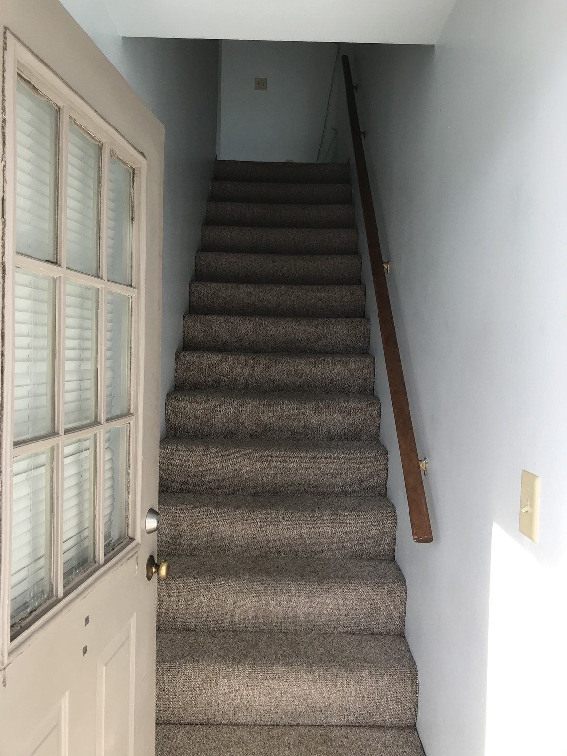 Building Photo - 305 S 1st St