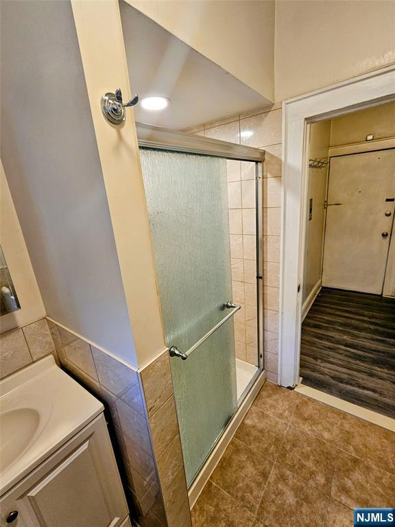 Building Photo - 32-34-34 Halstead St