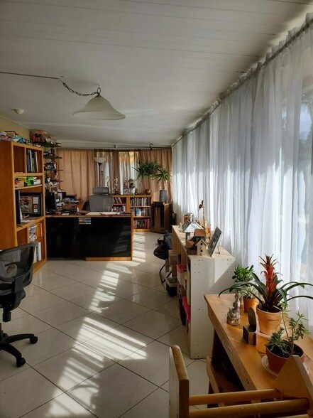 Building Photo - 9820 NW 24th St