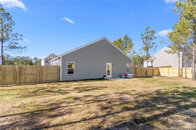 Building Photo - 518 Stadium Dr