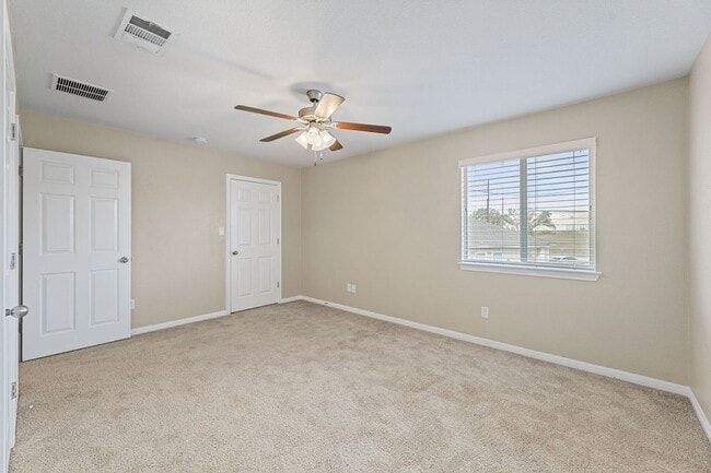 Building Photo - LH408 Carl Shipp Dr