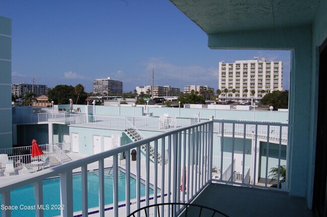 Building Photo - 1700 Commodore Blvd
