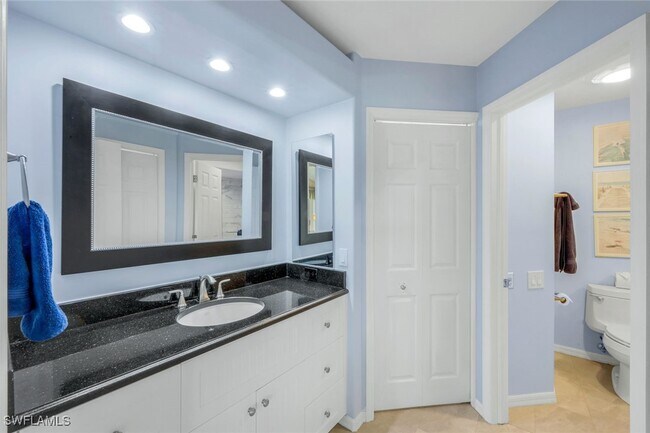 Building Photo - 13641 Worthington Way