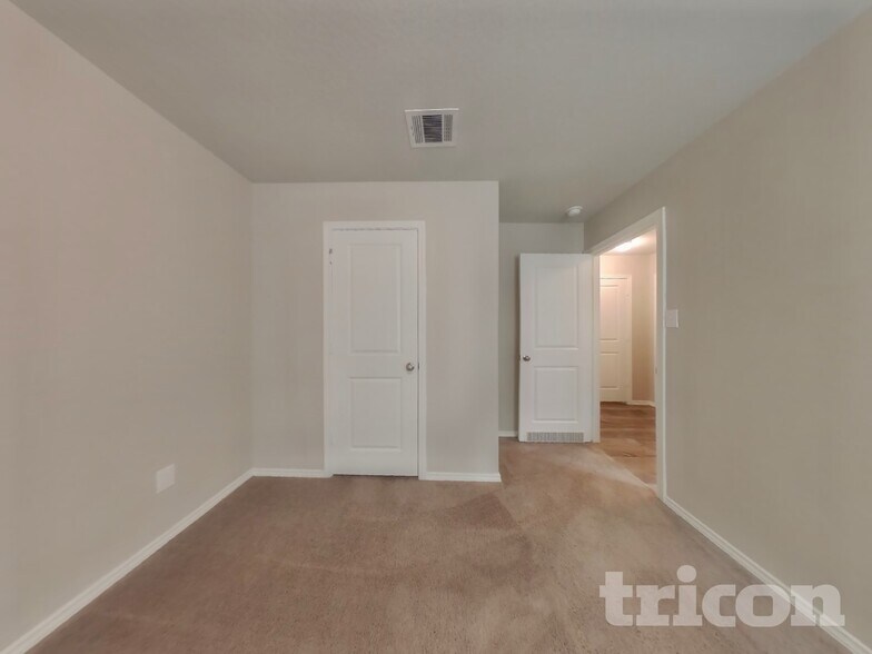 Building Photo - 8511 Amistad Cove