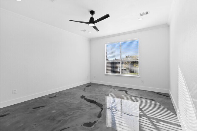 Building Photo - 7619 Omaha Dr