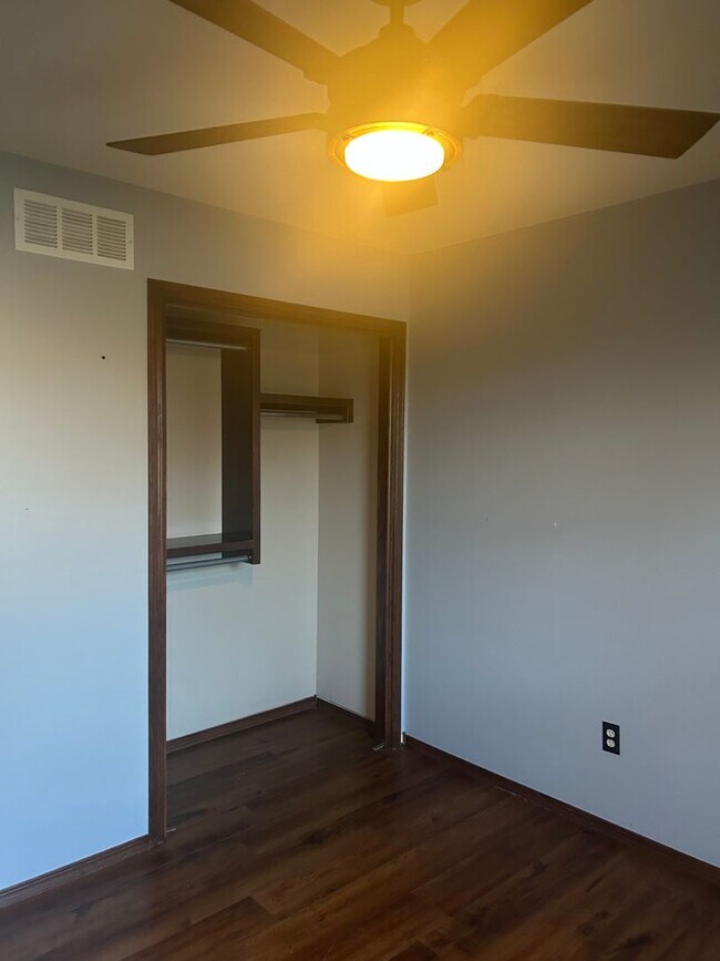 Building Photo - 2918 N Emerson St