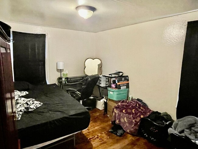 Building Photo - 2 bed 1 Bath- Aliquippa PA