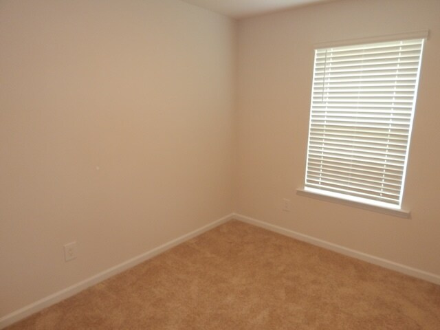 Building Photo - 207 Oakmont Valley Trl