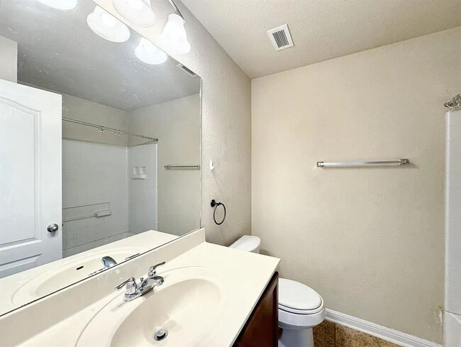 Building Photo - "Spacious 2-Bedroom Condo in San Marcos with 2 Full Baths – Experience 1,628 Sq. Ft. of Modern Co...