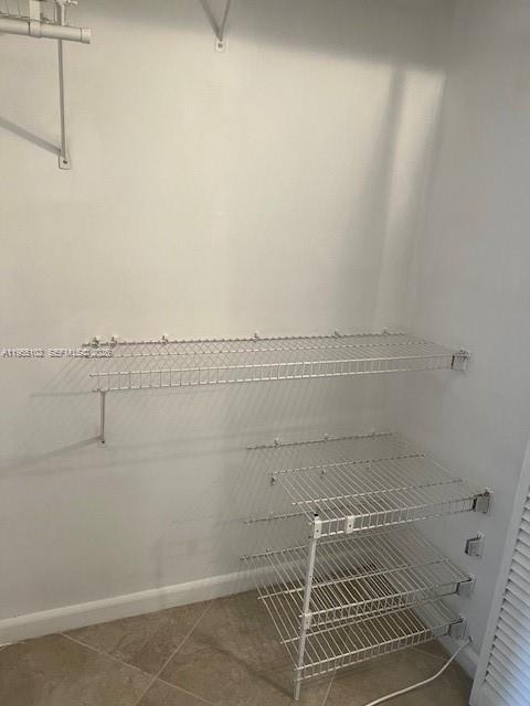 Building Photo - 2401 Riverside Dr