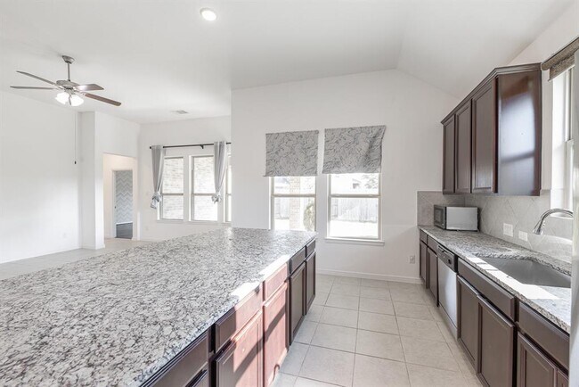 Building Photo - 11810 Apple Harvest Ln