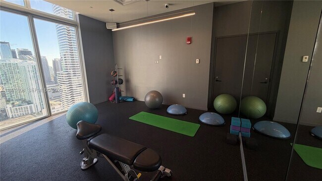 Building Photo - 151 SE 1st St