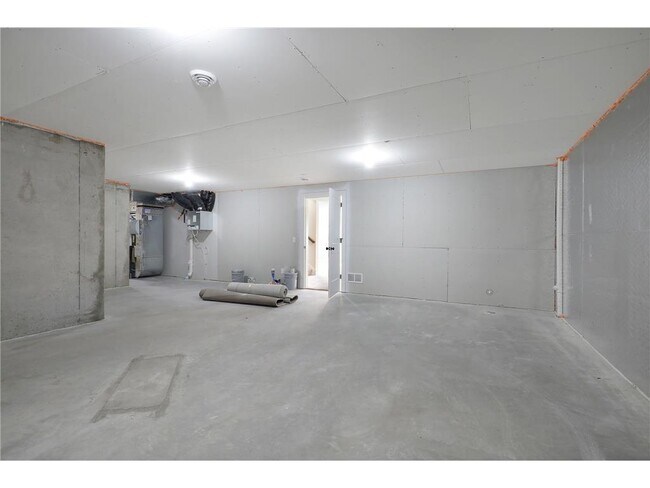 Building Photo - 4822 127th Ln NE